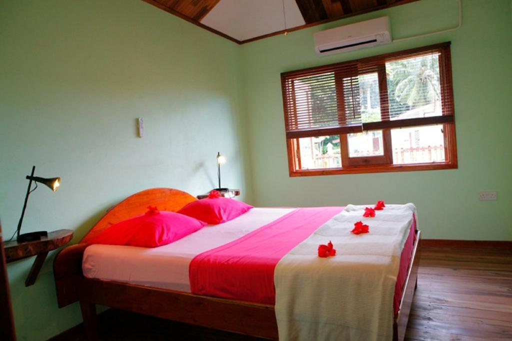 Jms Ventures Guesthouse - Private Pool Đảo Đảo La Digue Ngoại thất bức ảnh