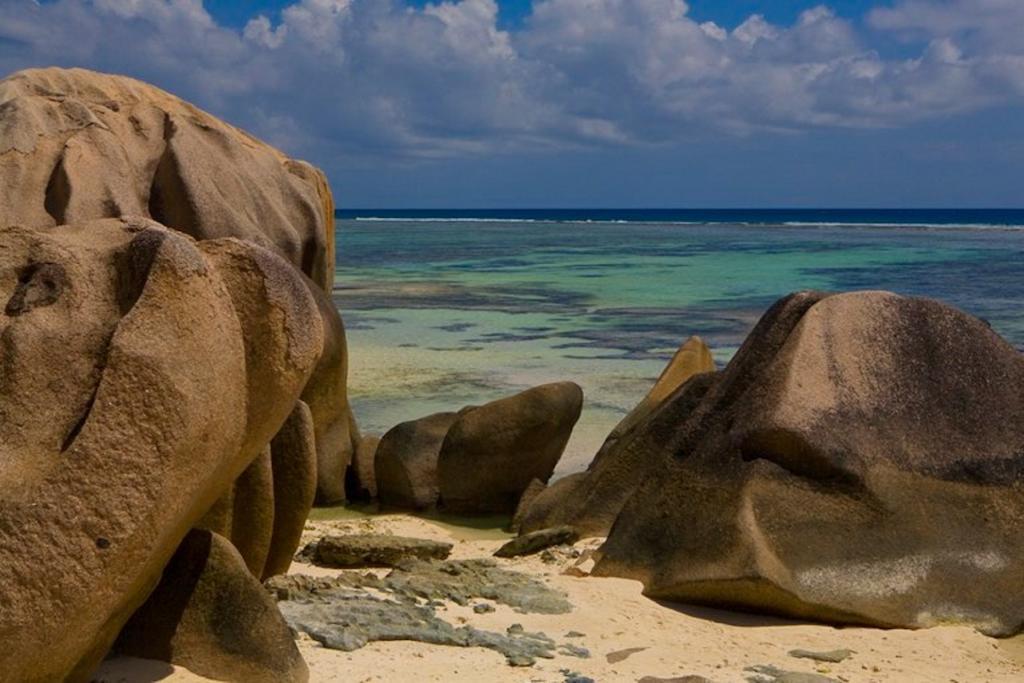 Jms Ventures Guesthouse - Private Pool Đảo Đảo La Digue Ngoại thất bức ảnh